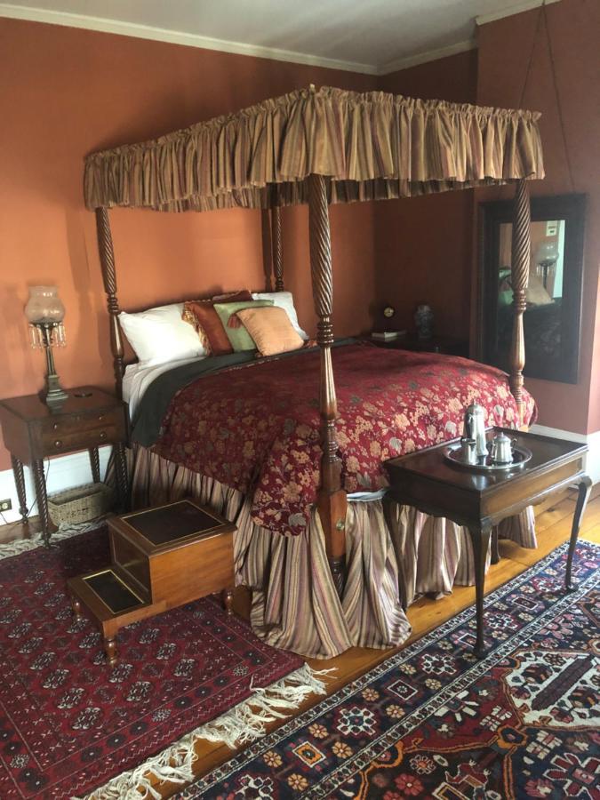 Oakcliff Bed And Breakfast Halfmoon Екстер'єр фото