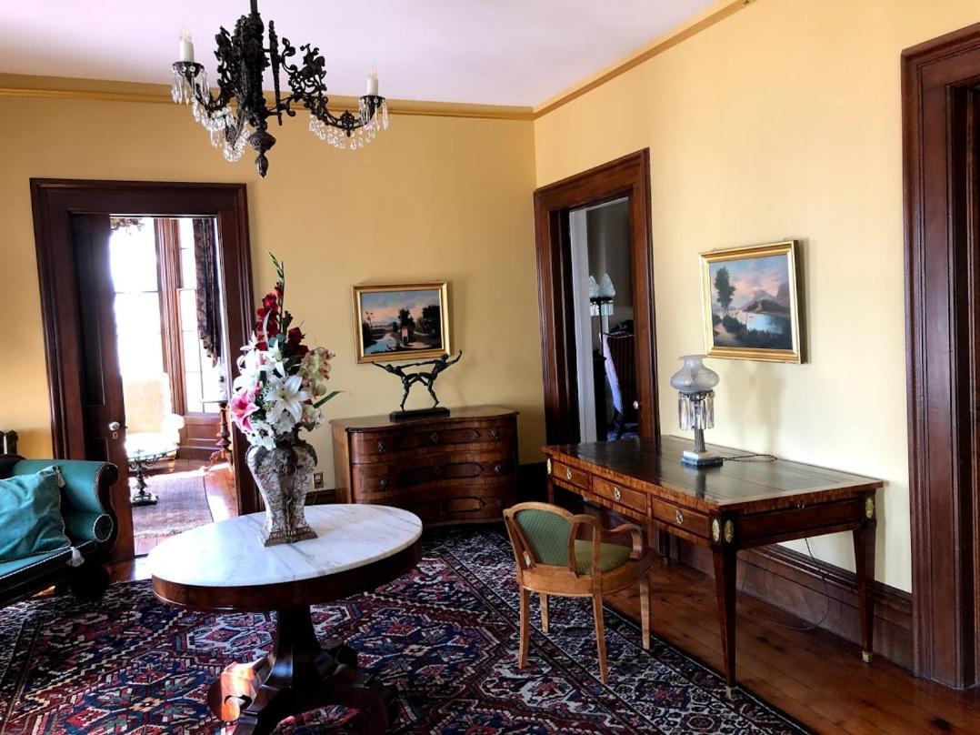 Oakcliff Bed And Breakfast Halfmoon Екстер'єр фото